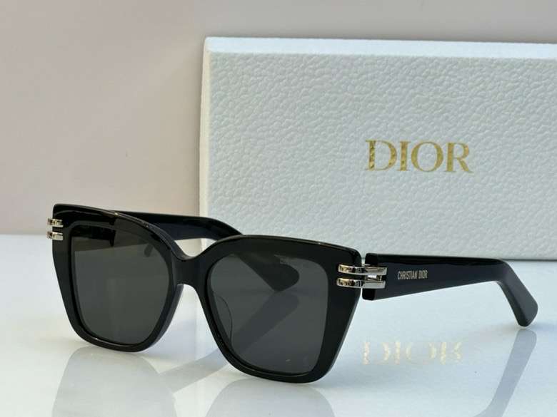Picture of Dior Sunglasses _SKUfw55707487fw